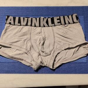 Calvin Klein Men's Gray Boxer Briefs